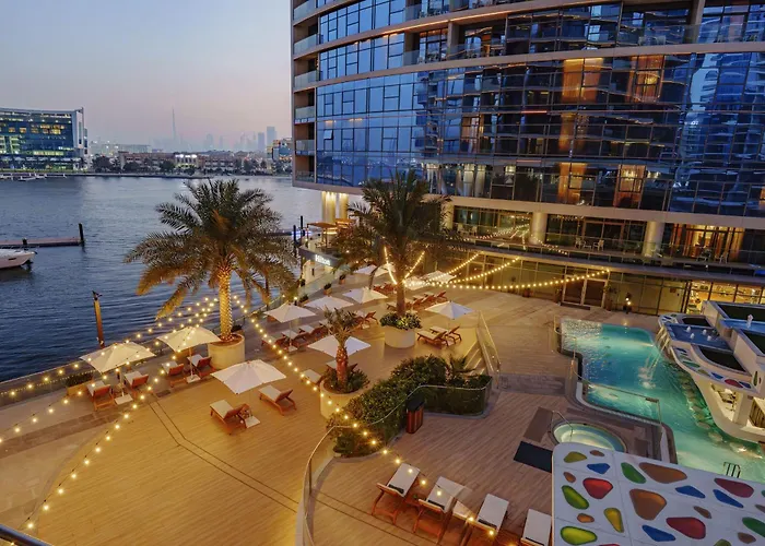 Hilton Dubai Creek Hotel & Residences
