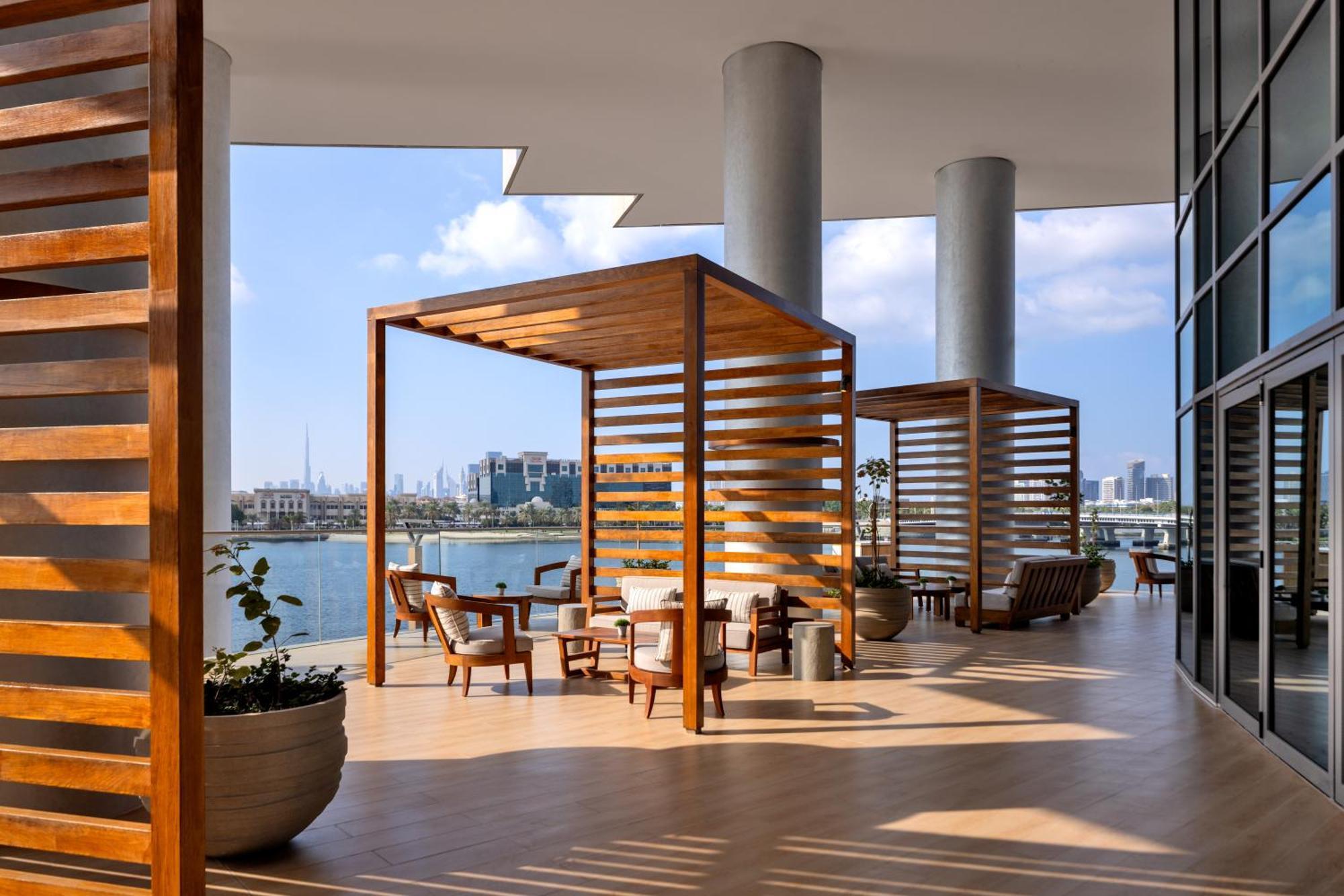 فندق Hilton Creek & Residences دبي